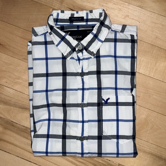 Men’s American Eagle Long Sleeve Button Down​ - Picture 1 of 4